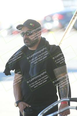 media/Oct-30-2025-Racers Edge (Thu) [[dabbdaf680]]/1-Around the Pits- Track Walk/